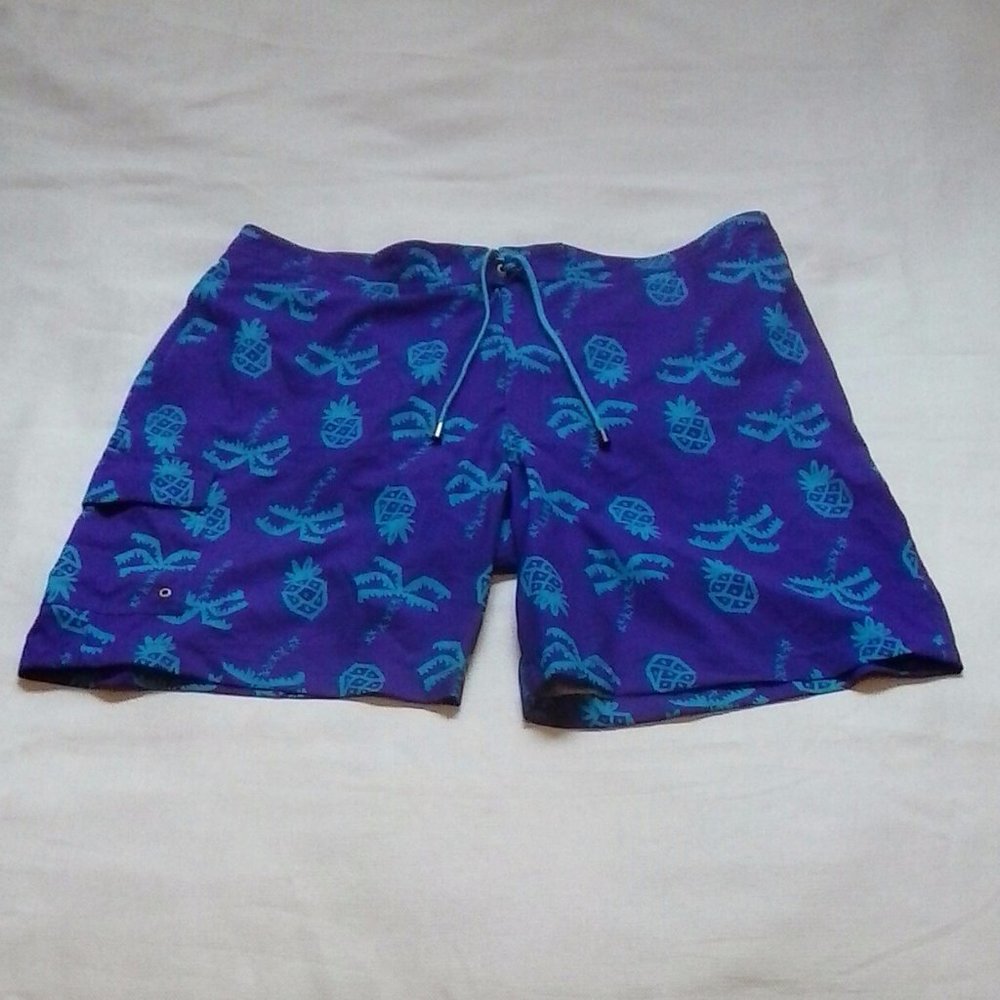 Crown & Ivy Men Shorts